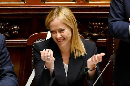 La nueva Primera Ministra de Italia, Giorgia Meloni habla en su primer discurso ante el parlamento.